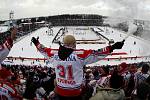 Na stadionu, kde hraje své domácí zápasy fotbalový Baník, chce Ostrava v lednu uspořádat Winter Classic. Hokejisté Vítkovic na něm vyzvou v regionálním derby Třinec, ale také mistrovskou Kometu Brno. V Česku se zatím hrály hokejové zápasy pod širým nebem 