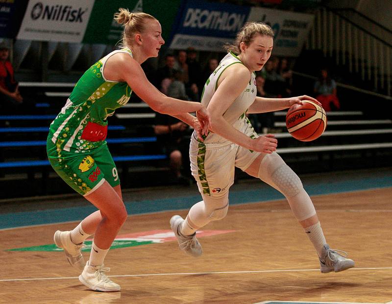 Basketbal žen: Ostrava - Brno