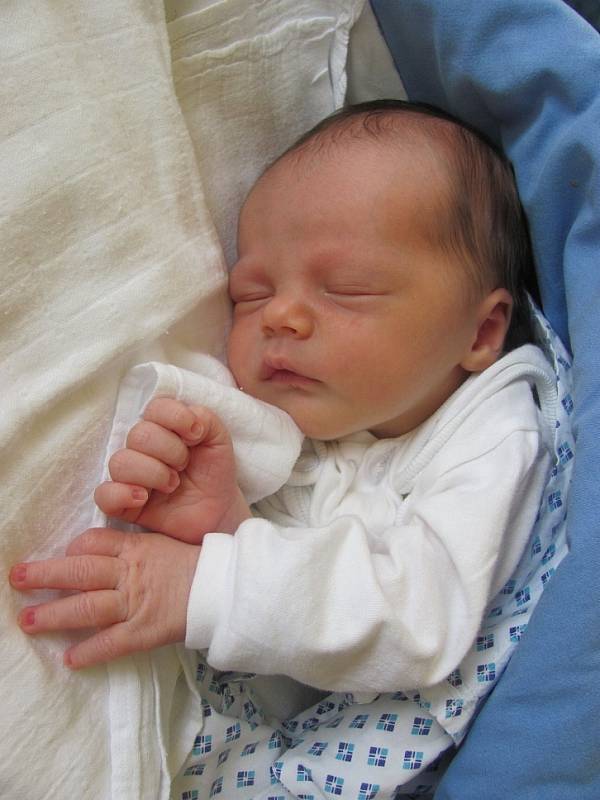 Filip Kauba, 5. 8. 2014, 3495 g, 49 cm, Ostrava, Krnovská nemocnice. 