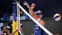 Turnaj Světové série Ostrava Beach Open, 21. června 2018, na snímku (zleva) David Lenc a Alison Cerutti.