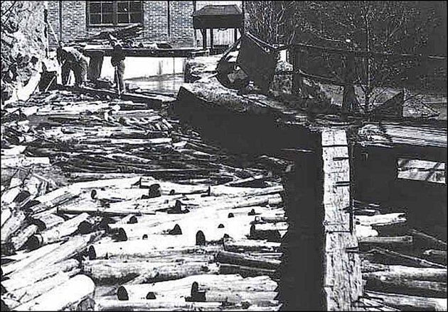 Weisshuhnův kanál původně sloužil k plavení dřeva.