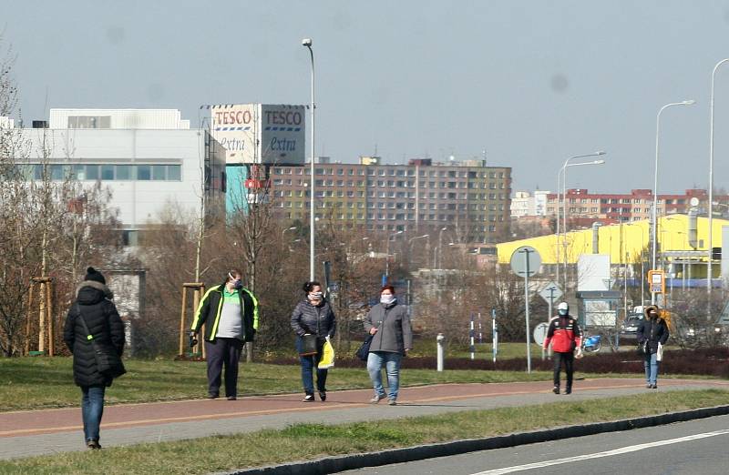 Ostrava-Hrabová, předměstí vesnického charakteru i průmyslová zóna, březen 2020.