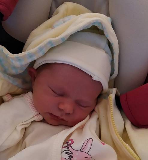 Linda Zinglarová, 22.9.2019, 2050g, 49cm.