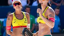 Finále ženy: Agatha Bednarczuk (BRA), Eduarda Santos Lisboa Duda (BRA) - Ana Patricia Silva Ramos (BRA), Rebecca Cavalcanti Barbosa Silva (BRA). FIVB Světové série v plážovém volejbalu J&T Banka Ostrava Beach Open, 2. června 2019 v Ostravě. Na snímku (zle