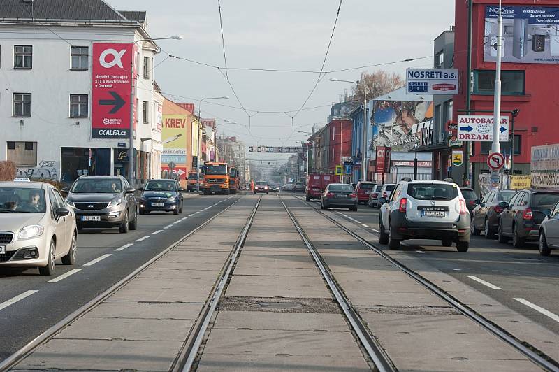 Zastávku Prostorná v Mariánských Horách čeká rozsáhlá rekonstrukce. Posune se více do centra. 