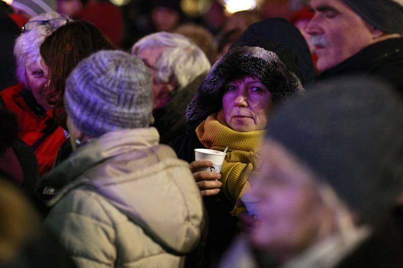 Akce Česko zpívá koledy v Ostravě na Masarykově náměstí.