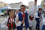 Moravskoslezská metropole se v pátek loučila s patnáctým ročníkem mezinárodního festivalu Folklor bez hranic.