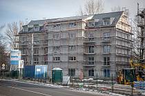 Nové rezidenční bydlení v Hrabové roste před očima. Lidé se tam začnou stěhovat před letními prázdninami.