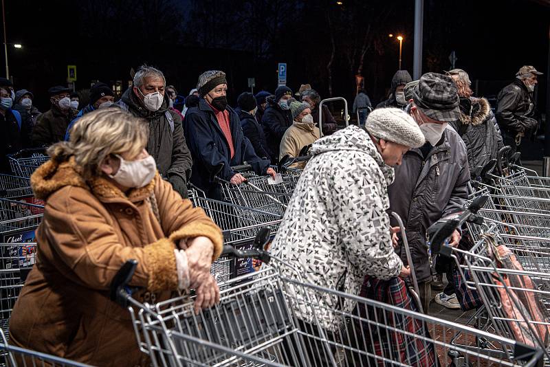 Otevření nově zrekonstruovaného obchodního domu Kaufland v Ostravě-Porubě, 8. prosince 2021.