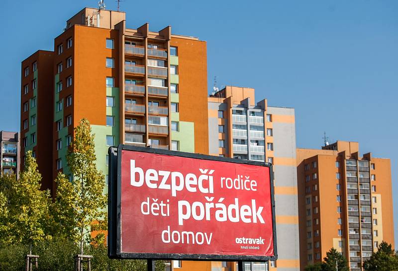 Ukázky některých volebních plakátů a billboardů v ostravských ulicích.