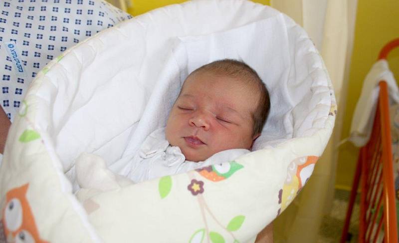 Ella Erbsová, 21. 5. 2019, 48 cm, 3300 g, Ostrava. Městská nemocnice Ostrava.