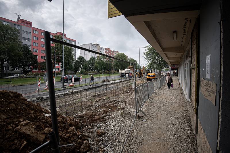 Rekonstrukce před OD Kotva v Zábřehu, 30. května 2022 v Ostravě.