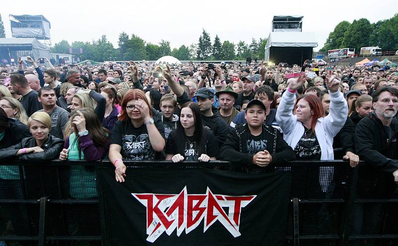 Populární rocková skupina Kabát zavítala v rámci Open Air Turné 2015 také do Ostravy.