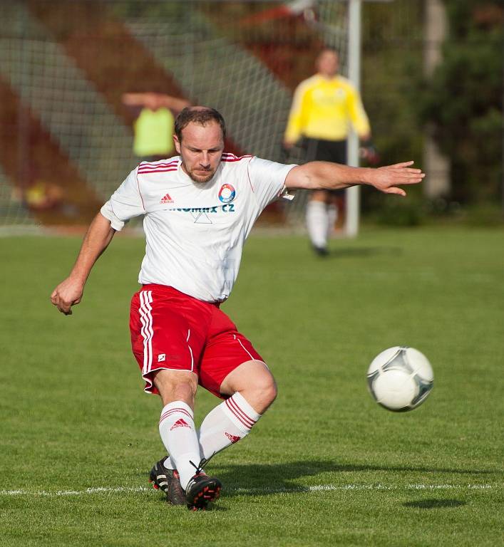 Fotbal SK Šenov – TJ ČSAD Havířov. 