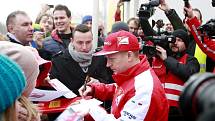 Pilot F1 Kimi Räikkönen potěšil své fanoušky v Ostravě.