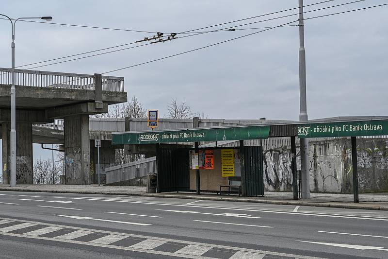 Vizualizace. Nové podoby se v blízké době dočká lávka nad stadionem Bazaly i přilehlá veřejná prostranství.