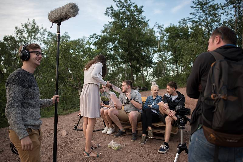 Natáčení studentského filmu Hrozny na haldě Ema, 12. května v Ostravě.