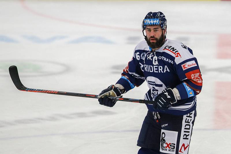 Utkání 9. kola hokejové extraligy: HC Vítkovice Ridera - HC Škoda Plzeň, 4. října 2020 v Ostravě. Roman Polák z Vítkovic.