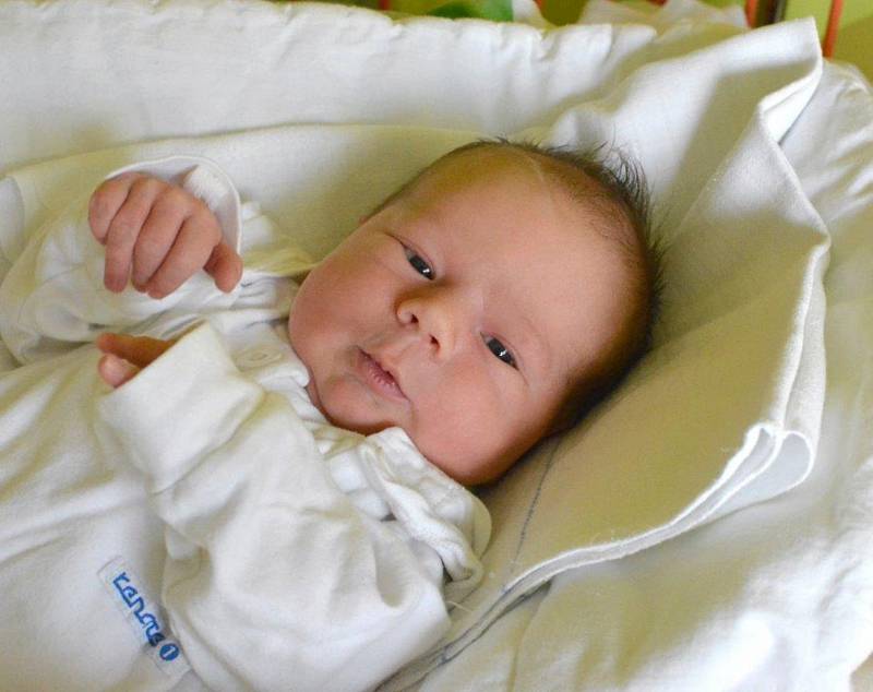 Tom Kvido BUREČEK, 23. 4. 2018, 52 cm, 4080 g, Vratimov. Městská nemocnice Ostrava.