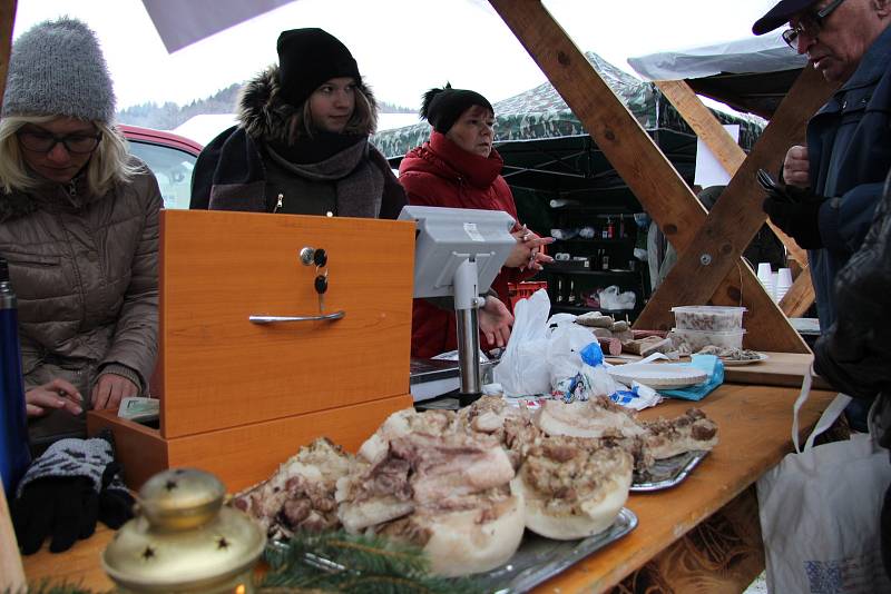 Zabíjačkové hody v Loučné nad Desnou.