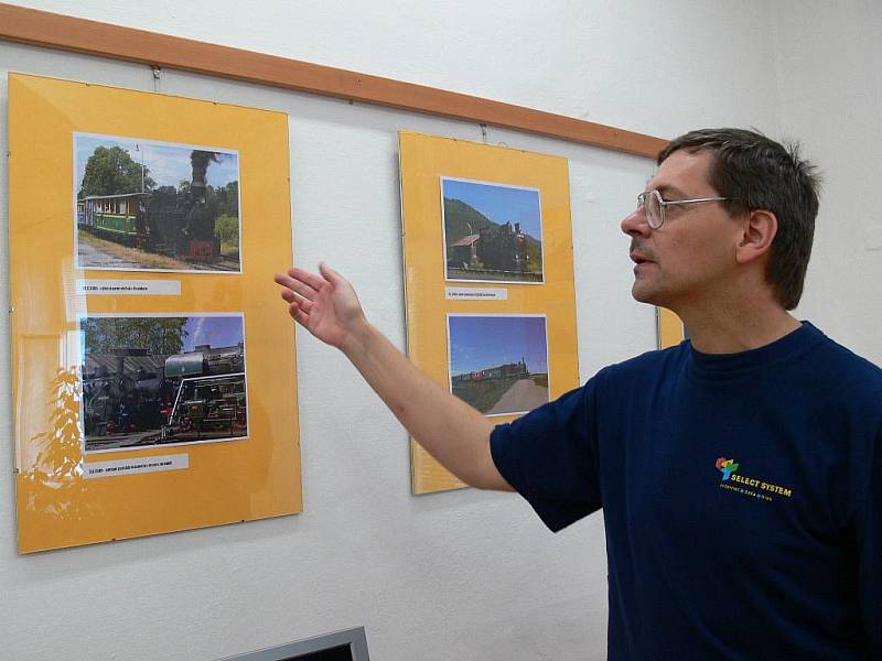 Zdeněk Morávek, autor knihy Vlaky a vláčky na fotografii