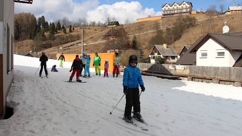 Jarní lyžování ve středu 8. března v Branné.