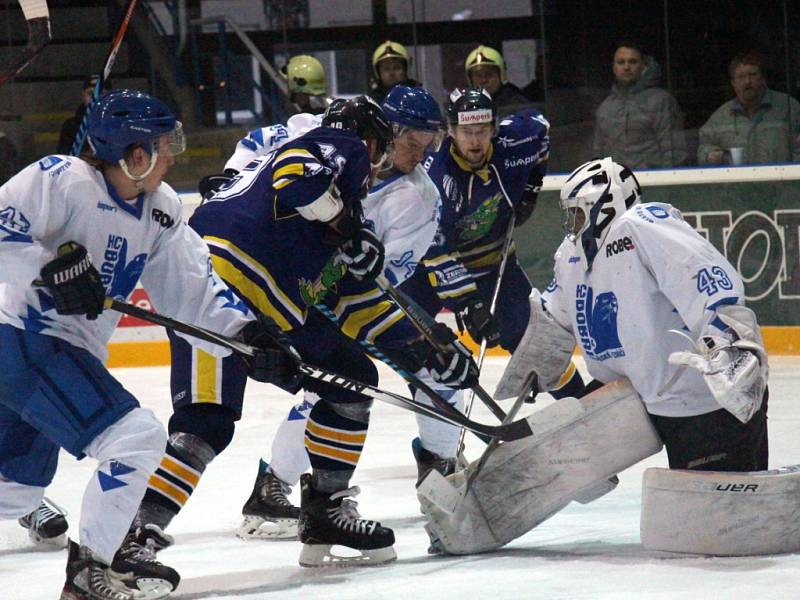 Draci Šumperk - HC Bobři Valašské Meziříčí 2:1.