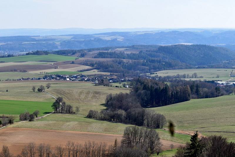 Otevření nadhledny na vrchu Háječek u Zborova