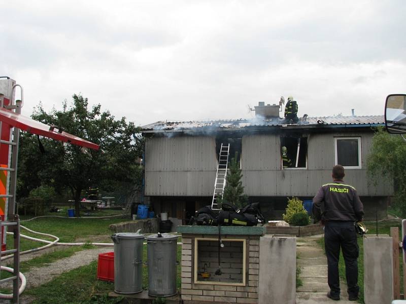 Požár rodinného domu v Jestřebí