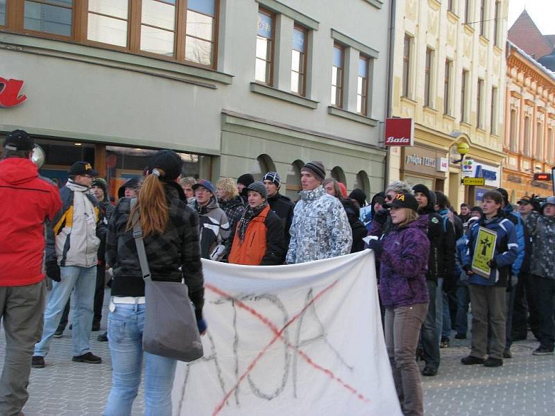 Šumperská demonstrace proti ACTA, sobota 11. února 2012