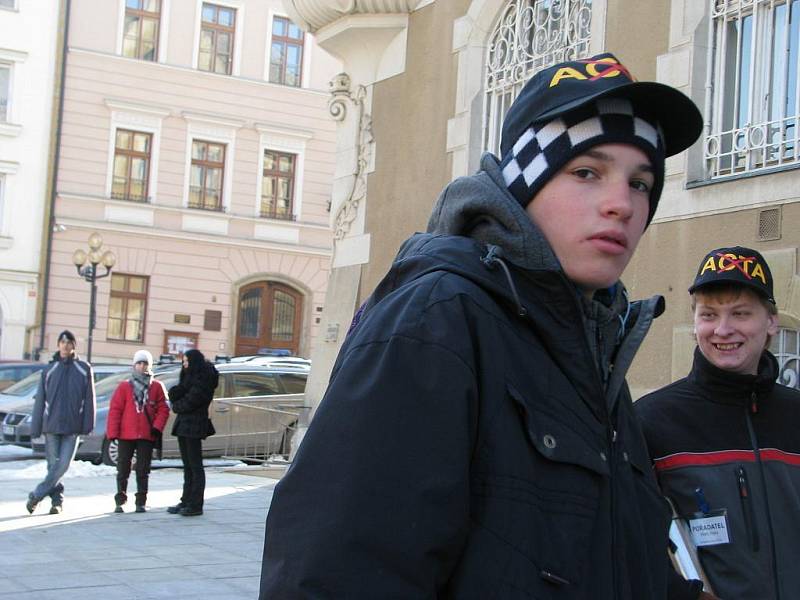 Šumperská demonstrace proti ACTA, sobota 11. února 2012