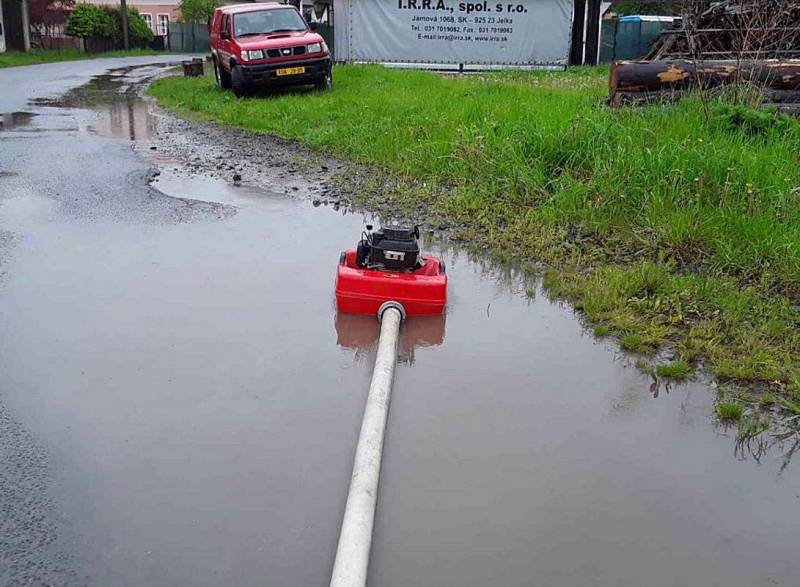 Jesenicko. Hasiči zasahují po vydatném dešti 22. 5. 2019