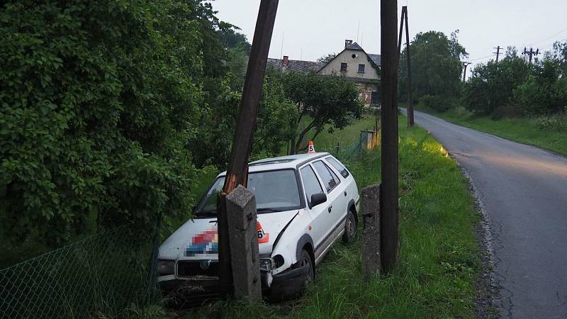 Opilý řidič havaroval v Maletíně.