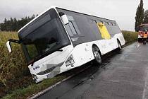 Nehoda autobusu mezi Postřelmůvkem a Rovenskem, 19. září 2022