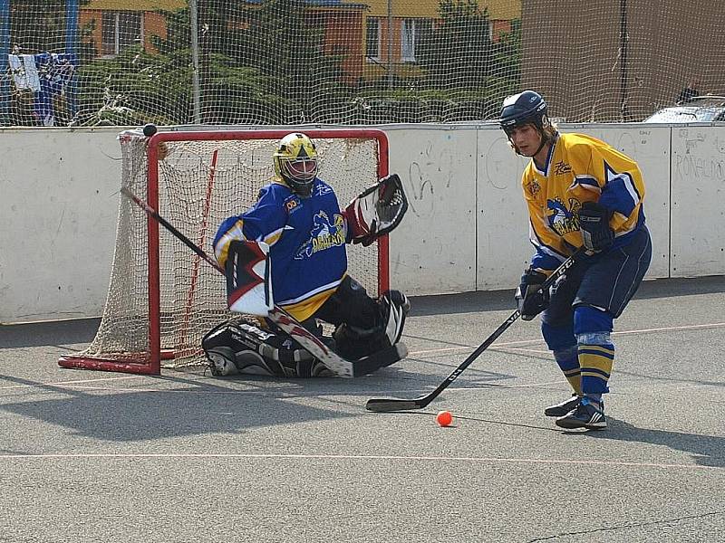 Hokejbalový turnaj v Benátkách, zúčastnil se také tým DraFans Šumperk