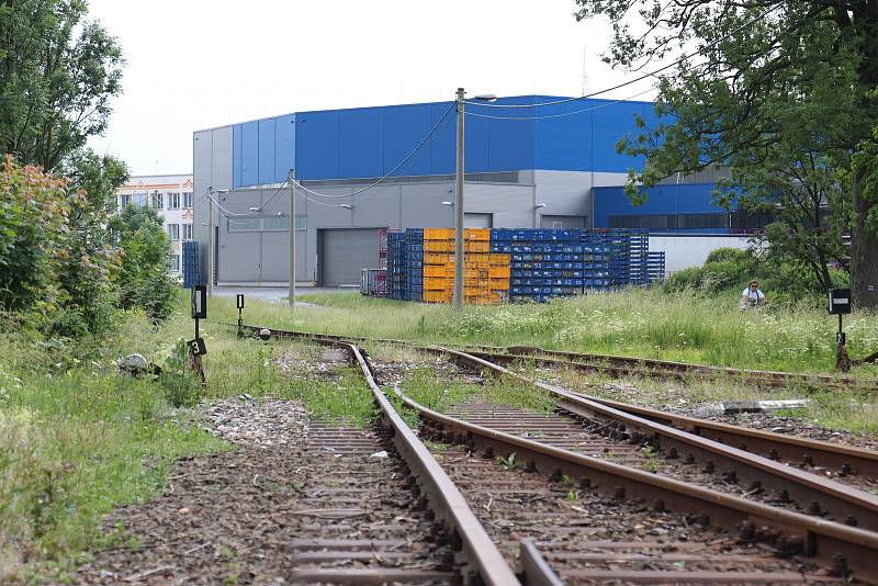 Štíty přijdou podruhé během deseti let o vlakové spojení.