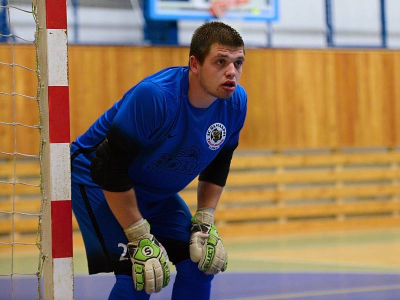 Zápas 1. kola FUTSAL ligy 2017/18. Jeseník v ostravské hale VŠB porazil Mělník 3:1.