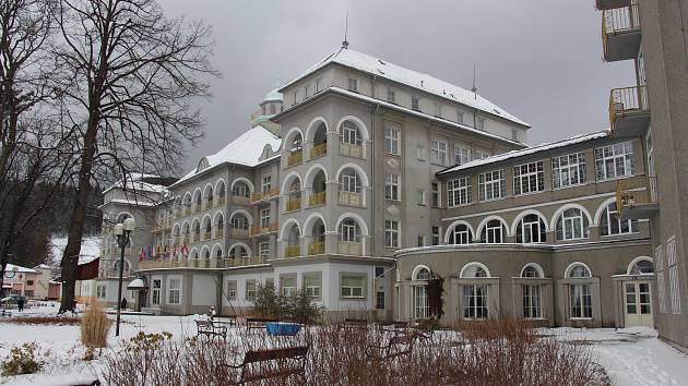 Hlavní budova jesenických lázní, Sanatorium Priessnitz