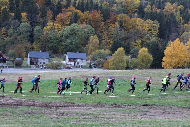 Extrémní překážkový závod Spartan Race na Dolní Moravě.
