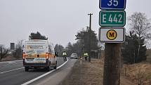 Policejní kontrola na hranici šumperského a svitavského okresu v pondělí 1. března dopoledne u Studené Loučky na Mohelnicku.