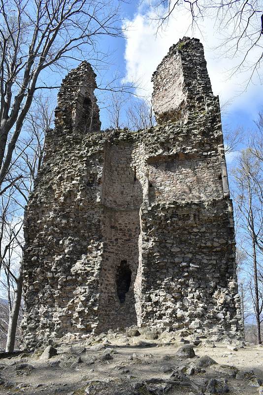 Archeologický průzkum na hradu Kaltenštejn u Černé Vody.