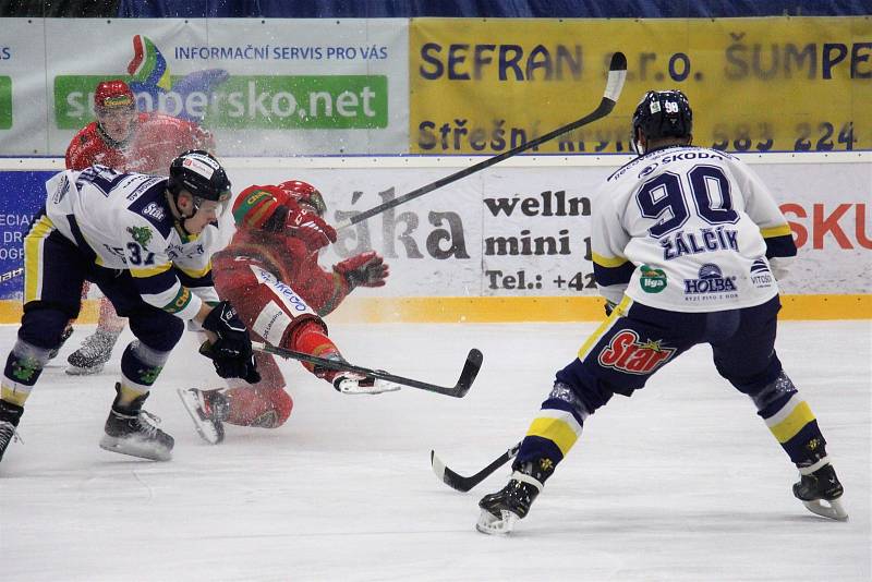 Krajské hokejové derby mezi Draky a Jestřáby dospělo až do prodloužení. V nastavení urval výhru Prostějov.