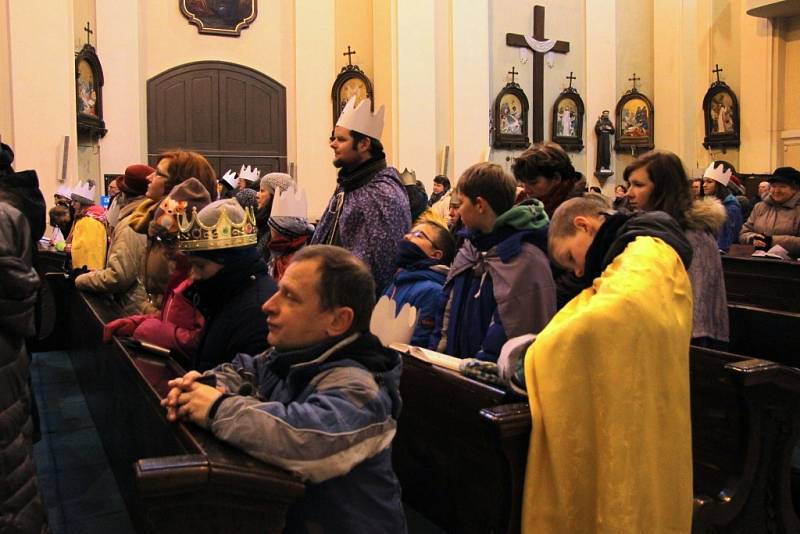 Požehnání tříkrálovým koledníkům ze severní části olomoucké arcidiecéze v Zábřehu.