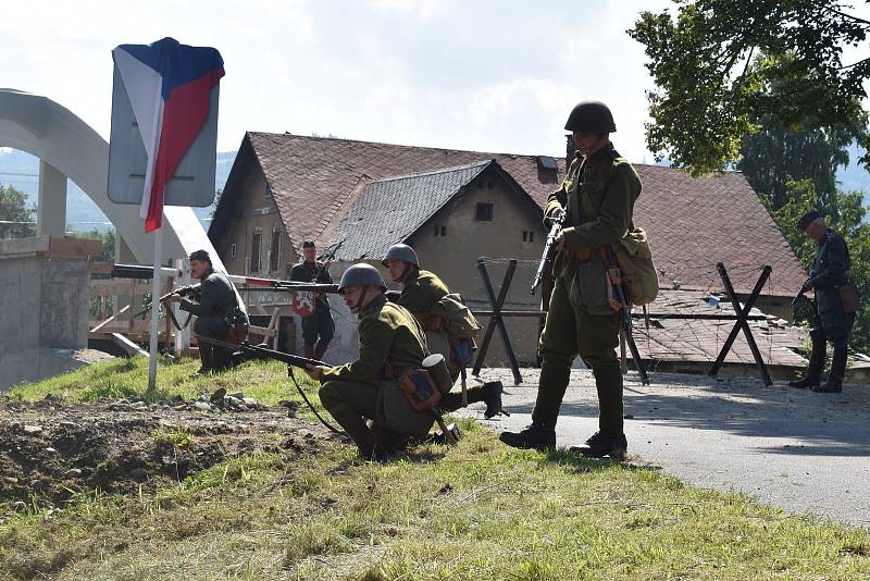 Bojová ukázka událostí začátku druhé světové války na Jesenicku.