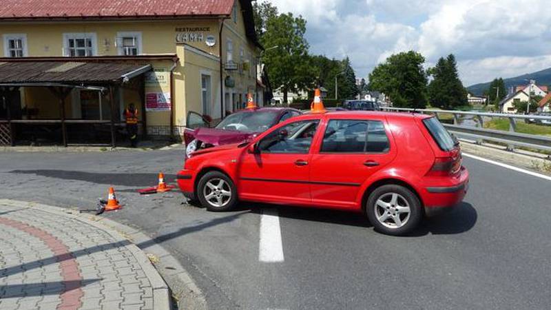 Nehoda v Bělé pod Pradědem.