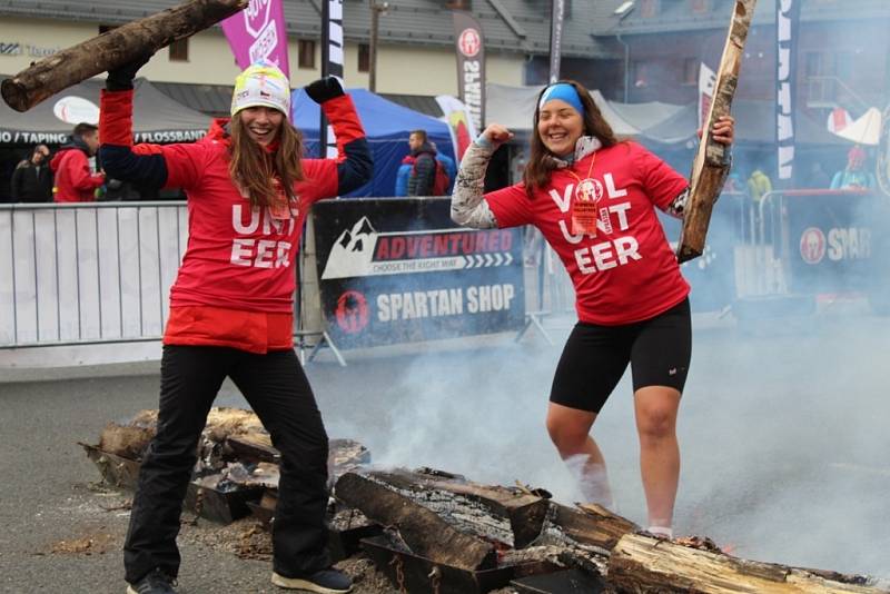 Extrémní překážkový závod Spartan Race na Dolní Moravě.