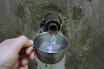 Voda z jitřního pramene je mírně radioaktivní a lázeňští lékaři ji doporučují k pitné kúře.