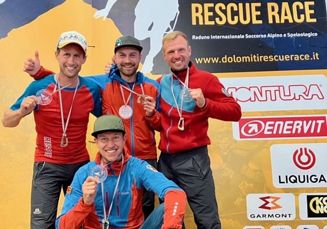 Záchranáři z Jeseníků na 12. ročníku mezinárodního závodu Dolomity rescue race.