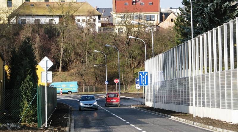 Nový průtah, který ulehčí dopravě v centru Zábřehu, otevřelo město v pondělí 7. ledna. Z dolního náměstí odvede asi pětinu dopravy.