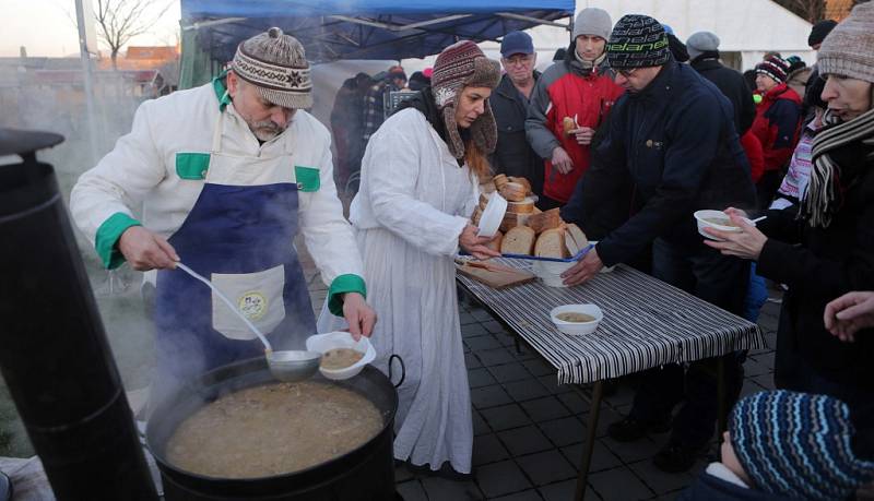 Již tradiční recesistická vesnická hostina, letos s motivem krkonošských pohádek.